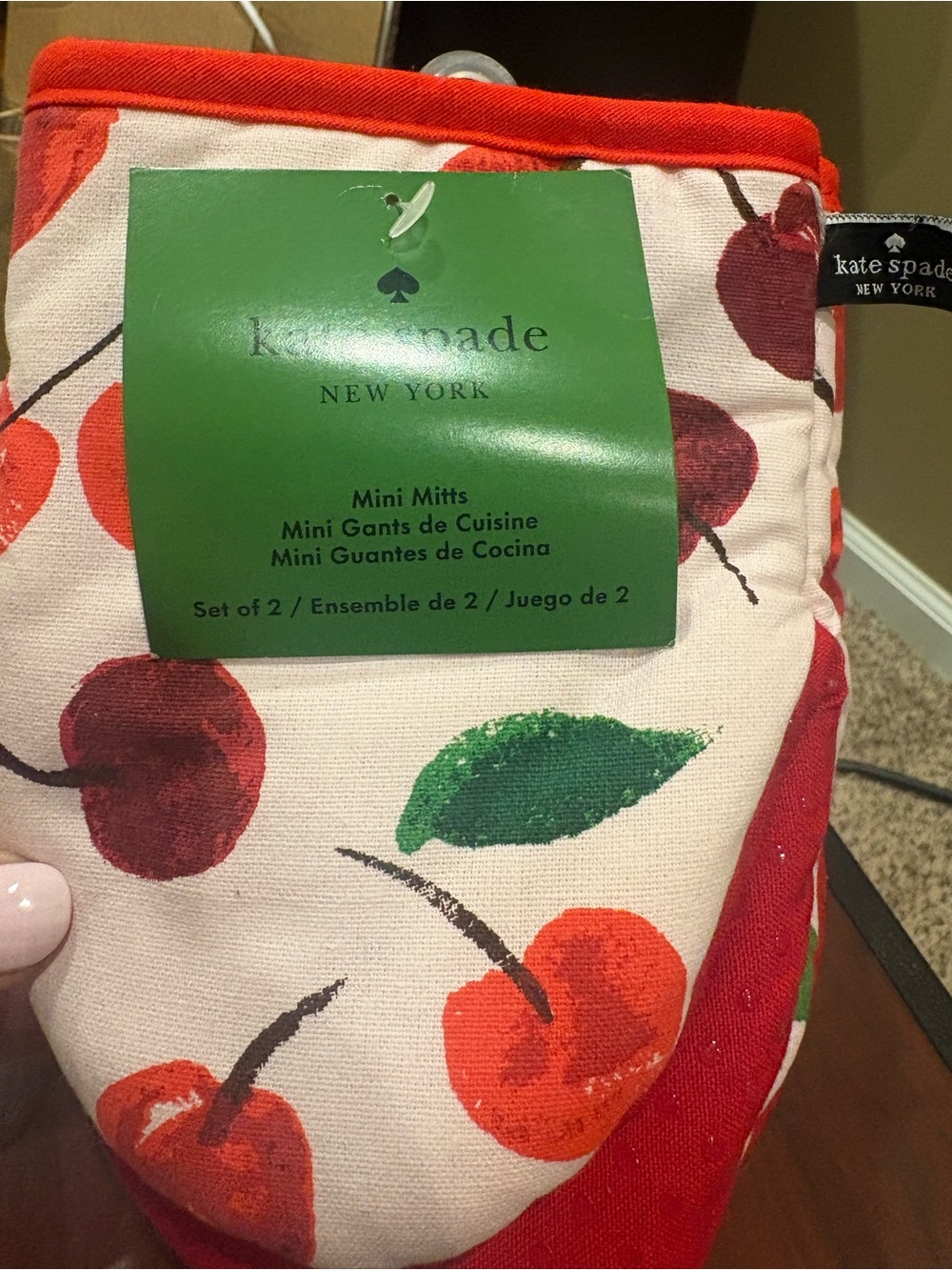 Kate Spade New York Cherry Print Mini Oven Mitts – Set of 2 NWT 🍒